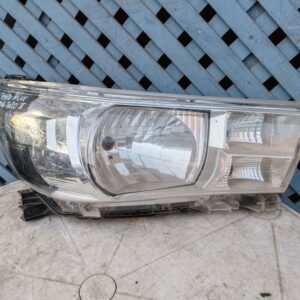 Óptico derecho Toyota Hilux 2016 - 2020 (ll)