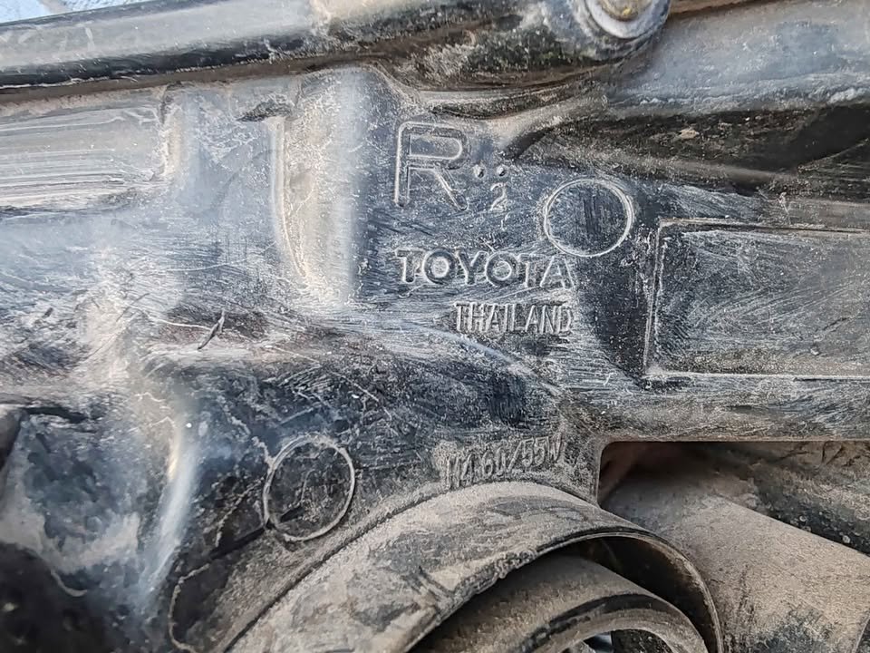 Óptico derecho Toyota Hilux 2016 - 2020 (ll) - Imagen 6