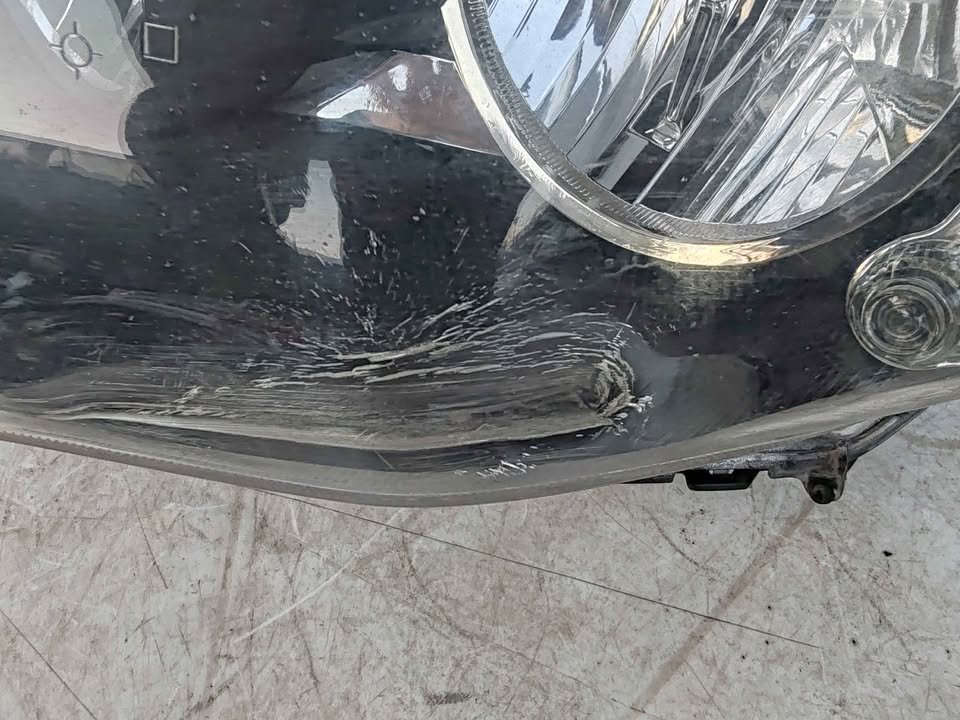 Óptico izquierdo Mitsubishi Lancer Evo 2008 - 2014 - Imagen 4
