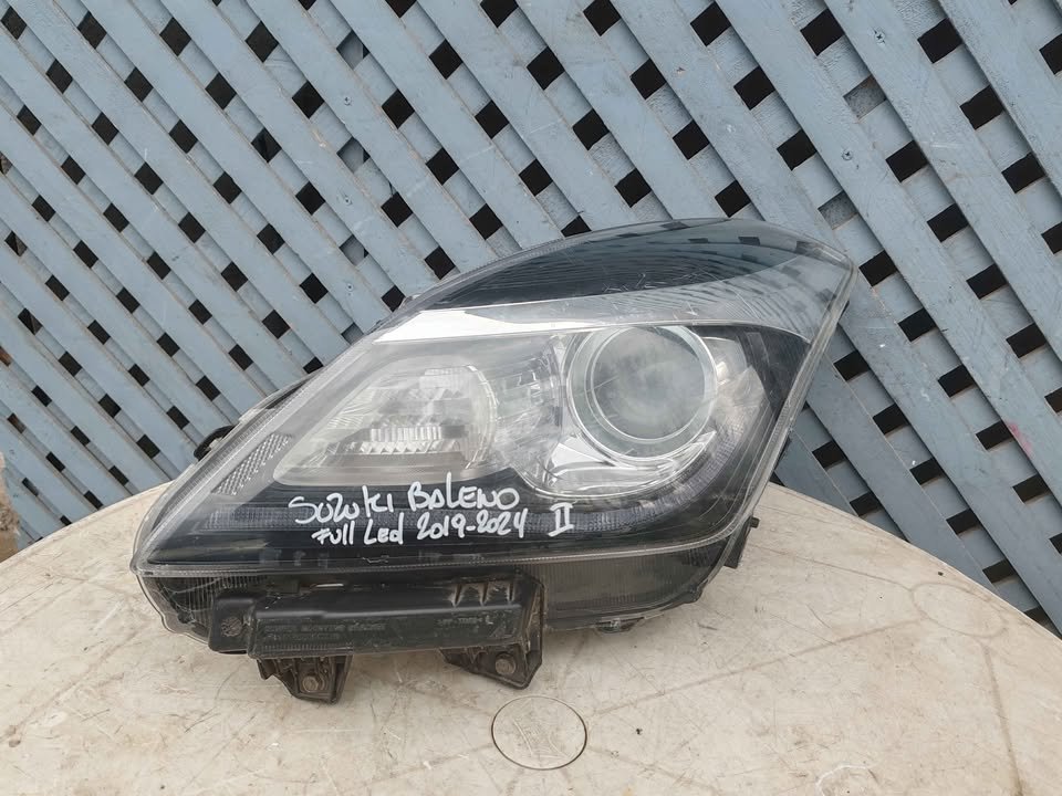 Óptico izquierdo Suzuki Baleno full led 2019 - 2024 (II)