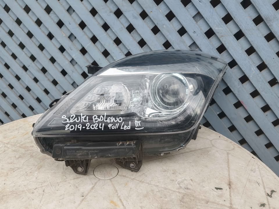 Óptico izquierdo Suzuki Baleno full led 2019 - 2024 (III)