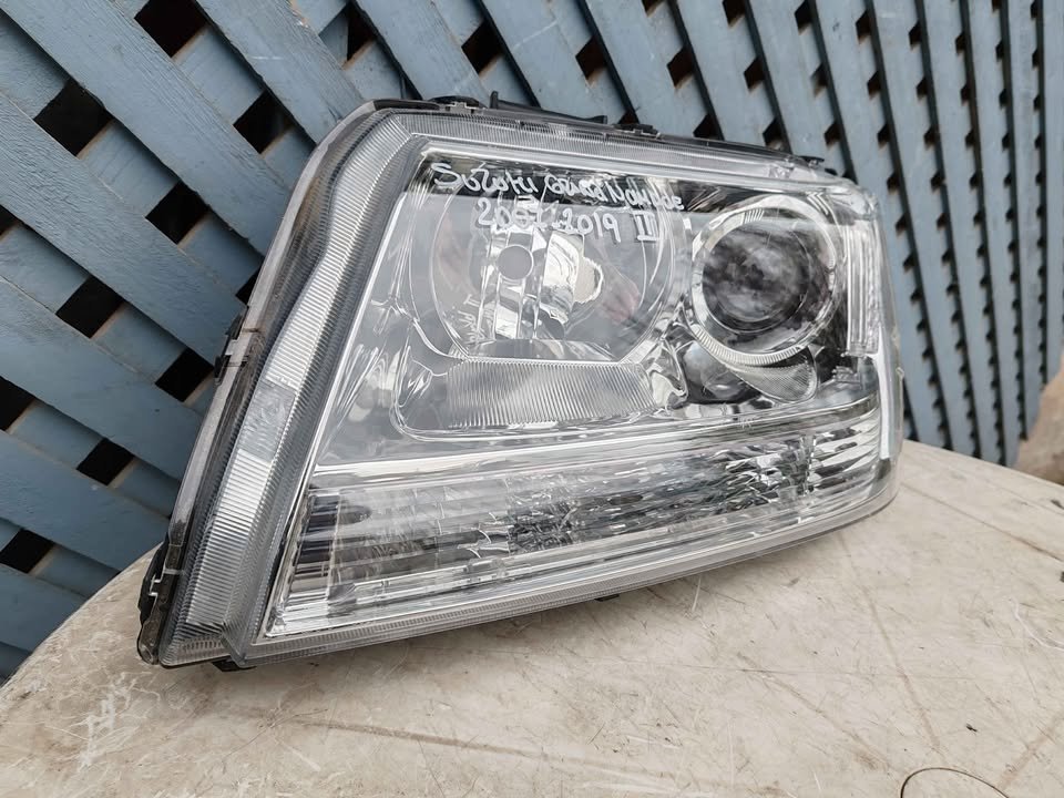 Óptico izquierdo Suzuki Grand Nomade 2007 - 2019 (II) - Imagen 2