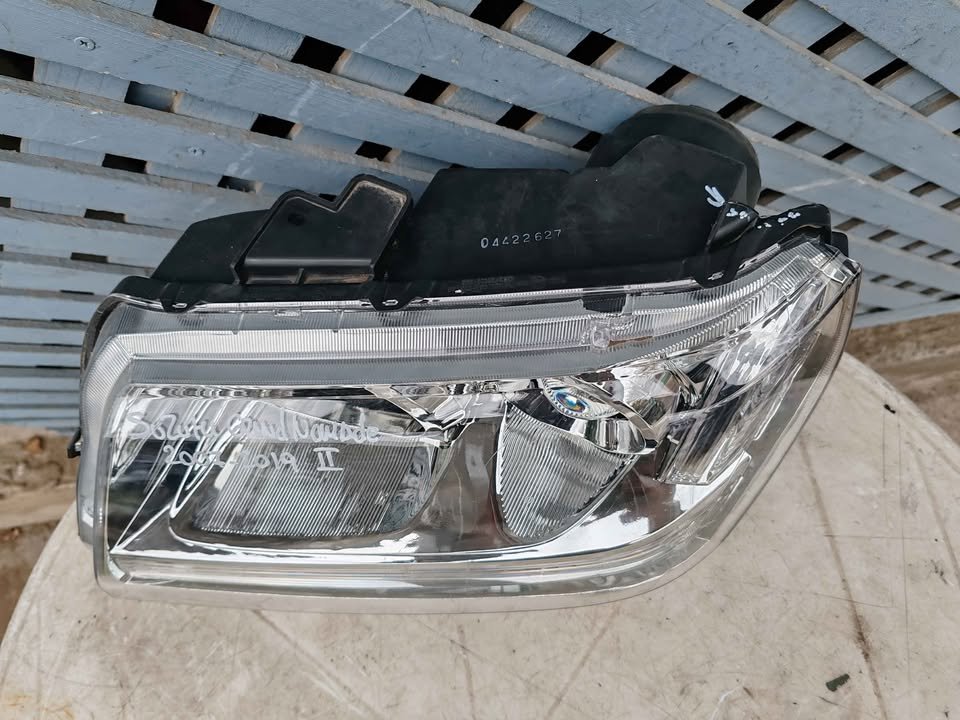 Óptico izquierdo Suzuki Grand Nomade 2007 - 2019 (II) - Imagen 4