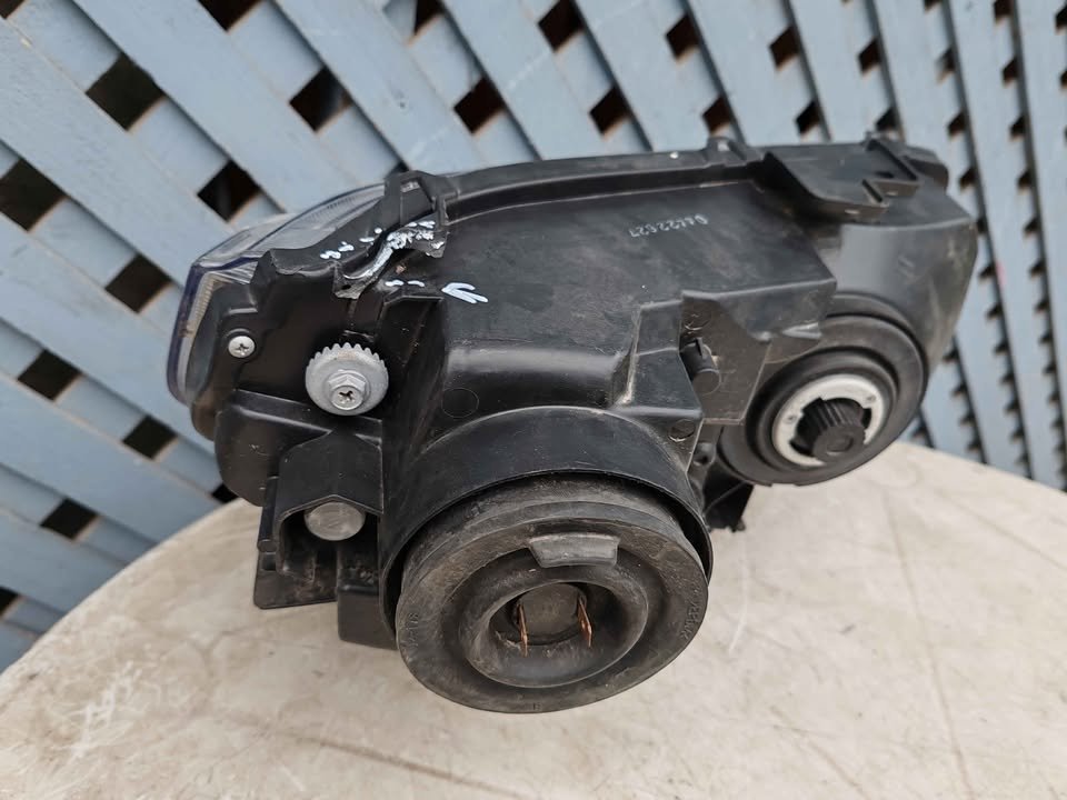 Óptico izquierdo Suzuki Grand Nomade 2007 - 2019 (II) - Imagen 7