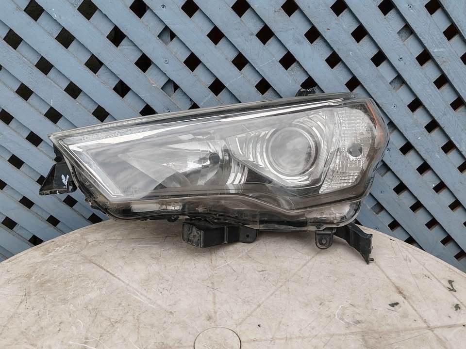 Óptico izquierdo Toyota 4runner 2014 - 2022