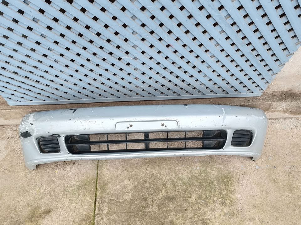 Parachoque delantero Subaru Legacy 1996 - 1999