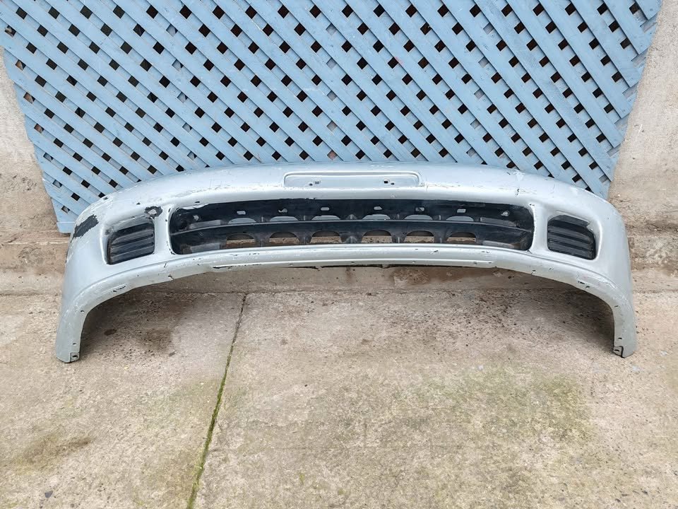 Parachoque delantero Subaru Legacy 1996 - 1999 - Imagen 2