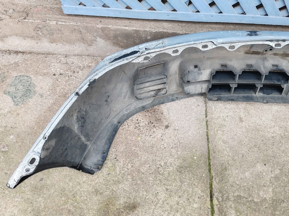 Parachoque delantero Subaru Legacy 1996 - 1999 - Imagen 7