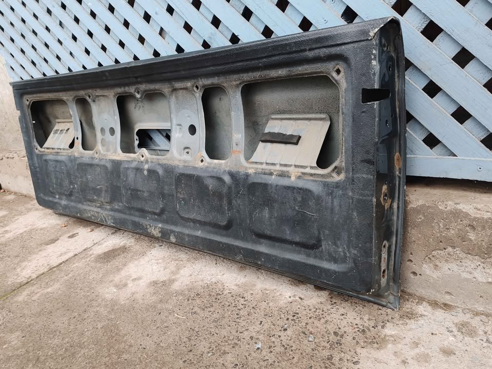 Portalón trasero JAC T8 2020 - 2026 - Imagen 8