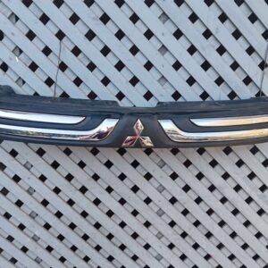 Mascara Mitsubishi Outlander 2014 - 2015 (ll)