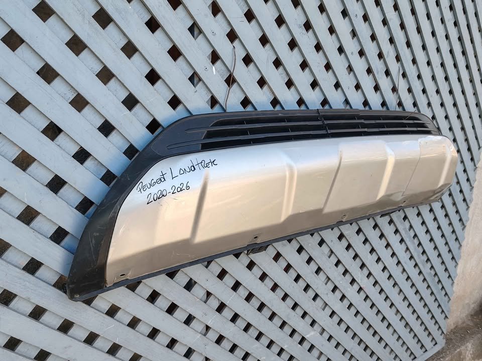 Moldura de parachoque inferior Peugeot Landtrek 2020 - 2026 - Imagen 3