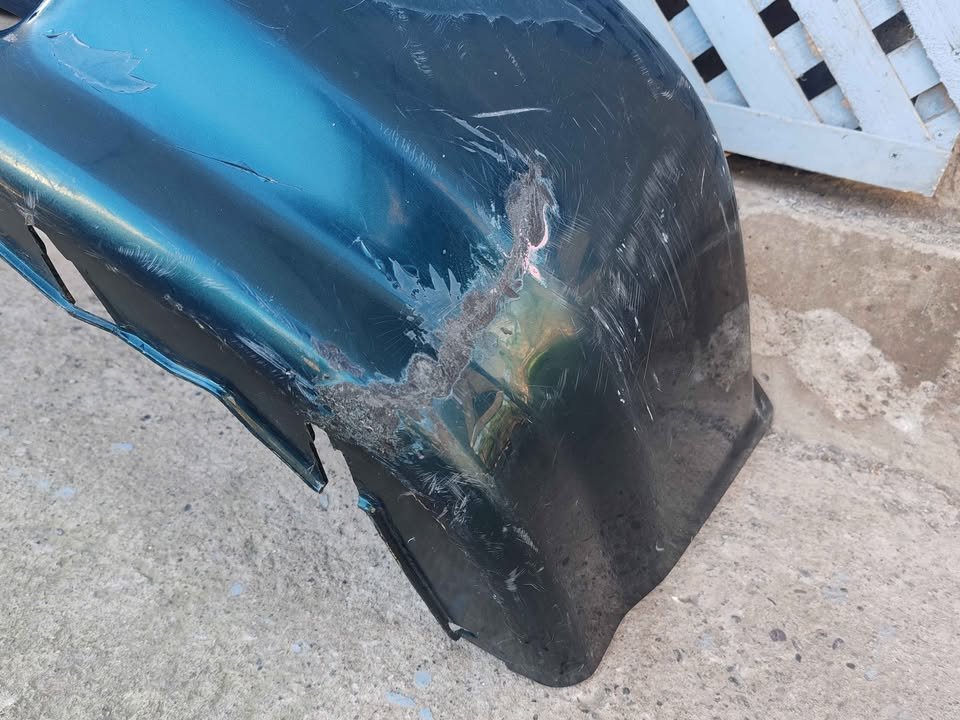 Parachoque delantero Honda Civic 1996 - 1998 - Imagen 4