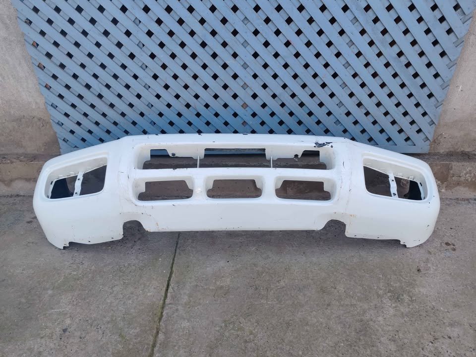 Parachoque delantero Nissan Pathfinder 2000 - 2006 - Imagen 2