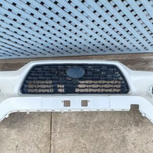 Parachoque delantero Toyota Yaris Cross 2024 - 2026