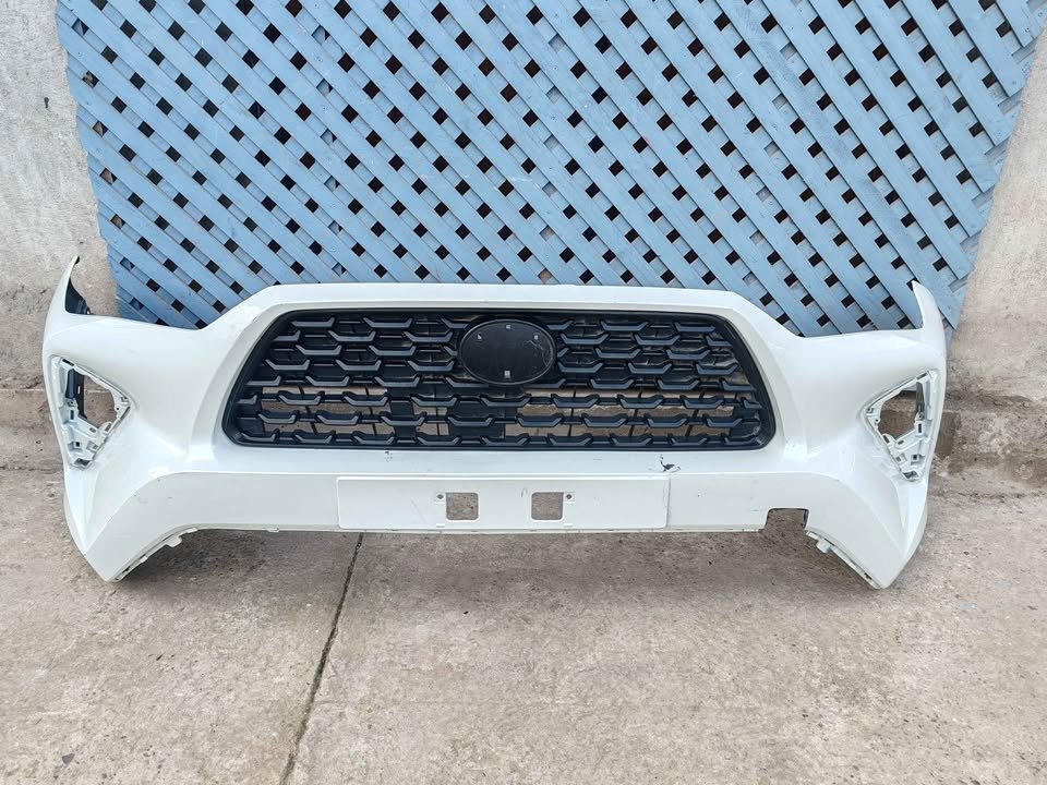 Parachoque delantero Toyota Yaris Cross 2024 - 2026 - Imagen 6