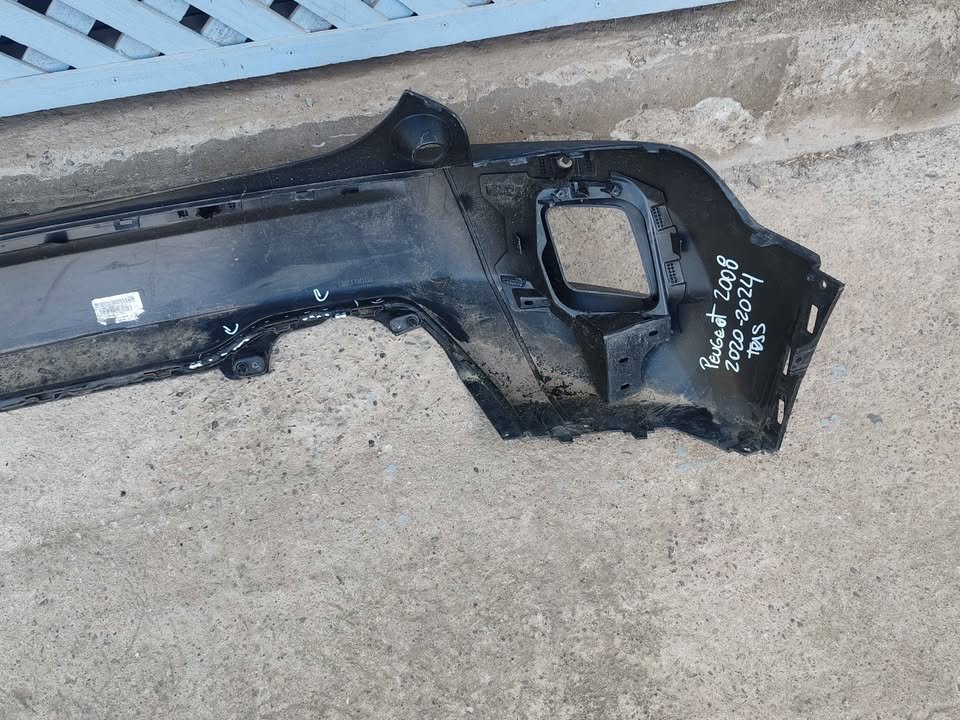 Parachoque trasero Peugeot 2008 2020 - 2024 - Imagen 7