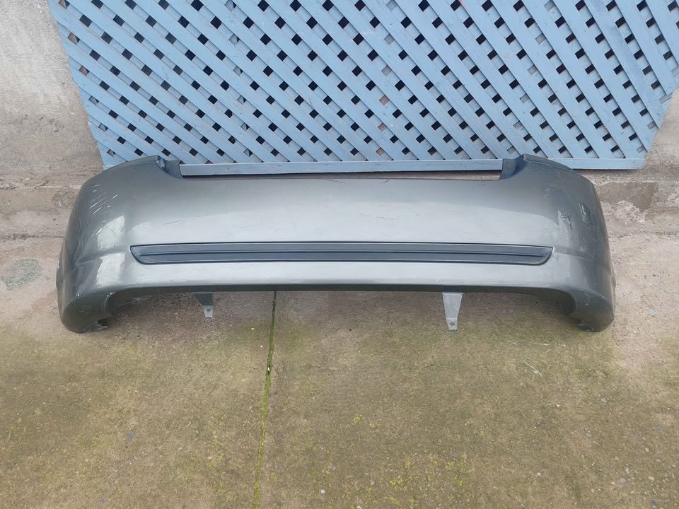 Parachoque trasero Toyota Corolla Sport 2005 - 2007 - Imagen 2