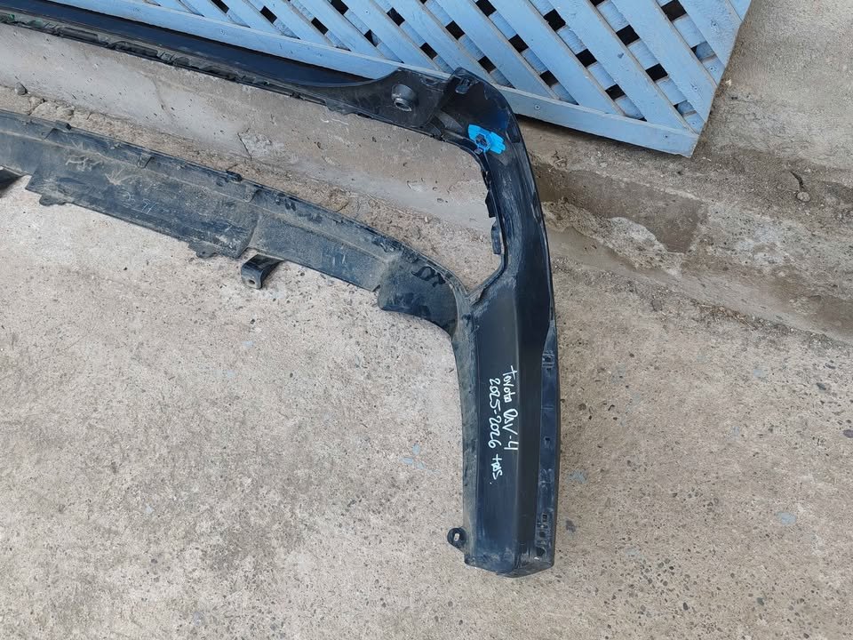 Parachoque trasero Toyota RAV4 2025 - 2026 - Imagen 6