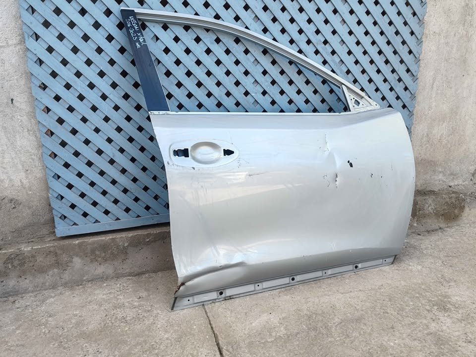 Puerta delantera derecha Nissan Xtrail 2016 - 2023 - Imagen 3