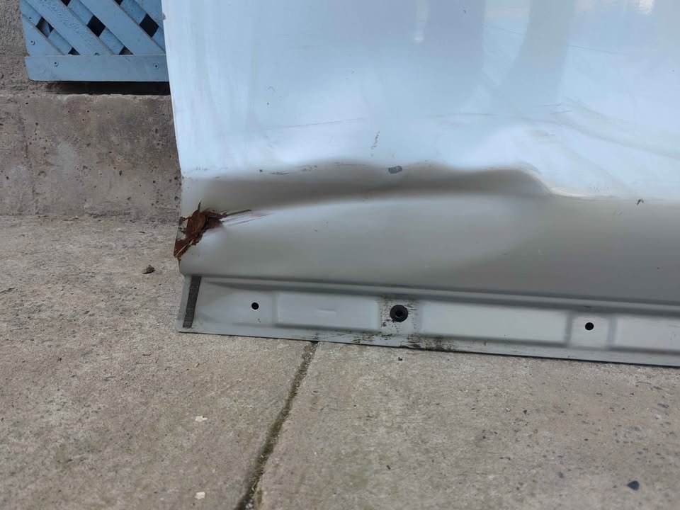 Puerta delantera derecha Nissan Xtrail 2016 - 2023 - Imagen 4