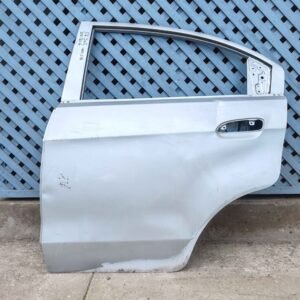 Puerta trasera izquierda Chevrolet Sail 2011 - 2016