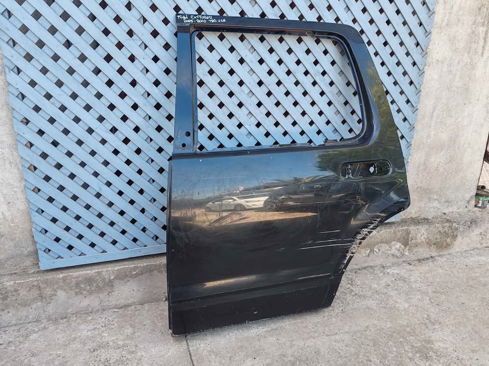 Puerta trasera izquierda Ford Explorer 2005 - 2010 - Imagen 3