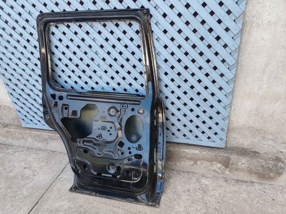 Puerta trasera izquierda Ford Explorer 2005 - 2010 - Imagen 7