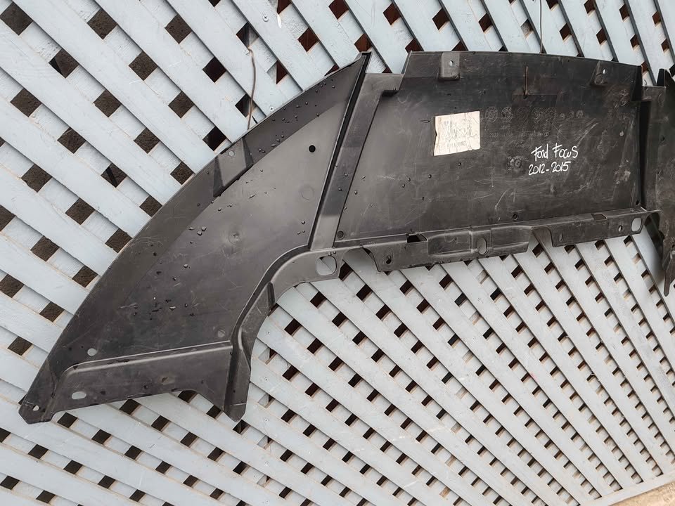 Cubre motor inferior Ford Focus 2012 - 2015 - Imagen 2