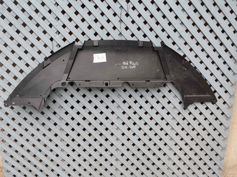 Cubre motor inferior Ford Focus 2012 - 2015 - Imagen 5