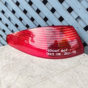 Foco trasero izquierdo Peugeot 607 2001 - 2008