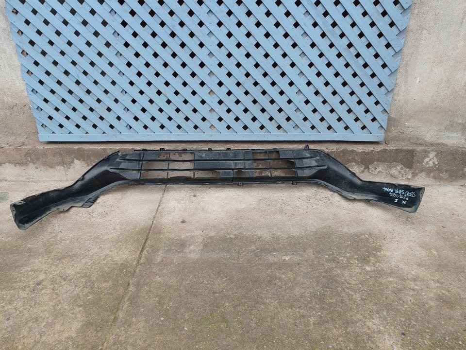 Mataperro o parachoque delantero inferior Toyota Yaris Cross 2024 - 2026 (II) - Imagen 8