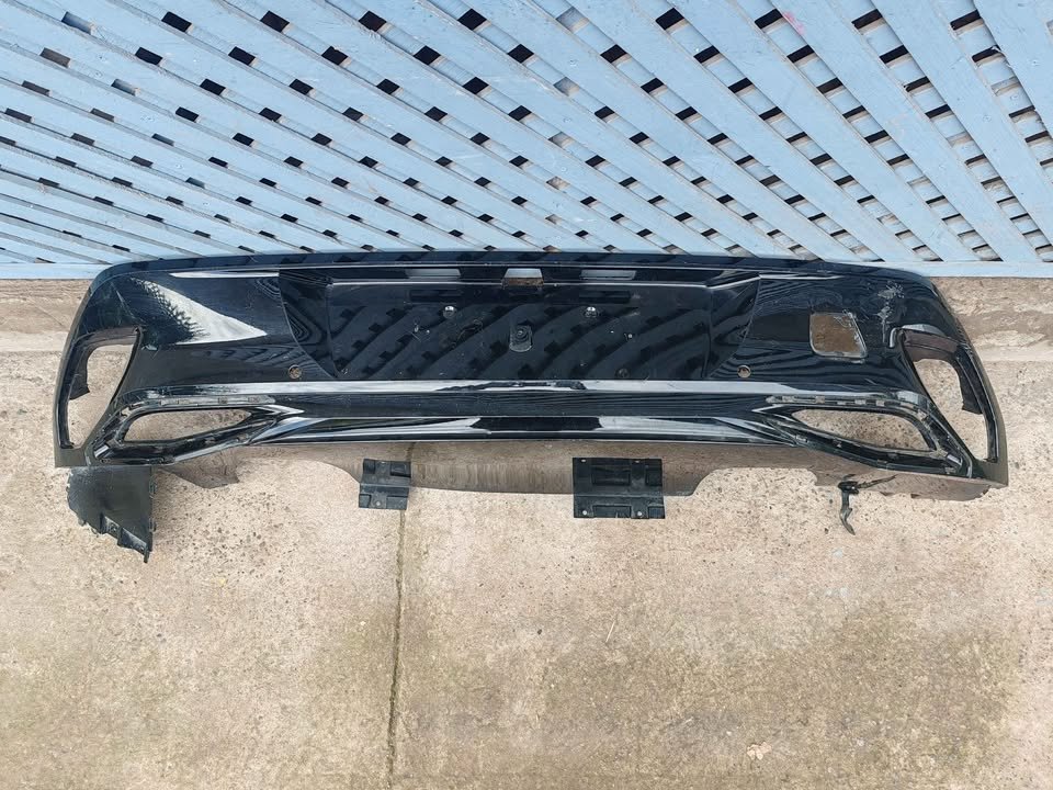 Moldura de parachoque trasero central Peugeot 308 2022 - 2026