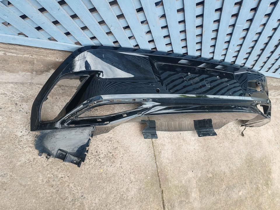 Moldura de parachoque trasero central Peugeot 308 2022 - 2026 - Imagen 3
