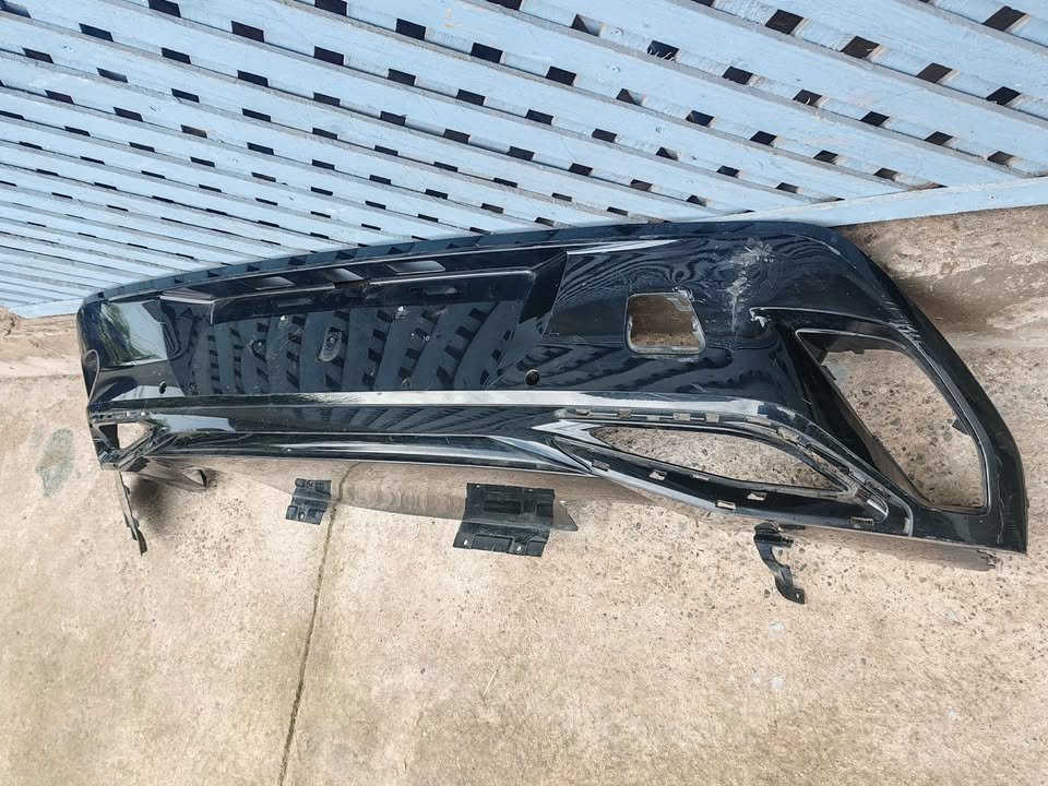 Moldura de parachoque trasero central Peugeot 308 2022 - 2026 - Imagen 4