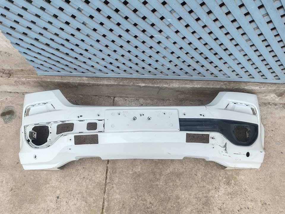 Parachoque delantero Chevrolet Colorado 2018 - 2020