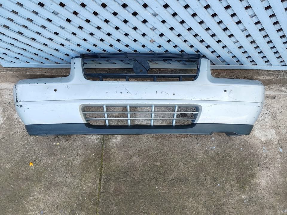 Parachoque delantero Fiat Fiorino 2004 - 2010
