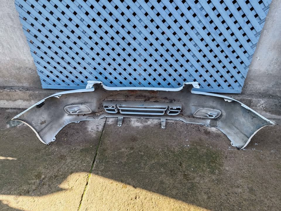 Parachoque delantero Hyundai Accent 2000 - 2002 - Imagen 8