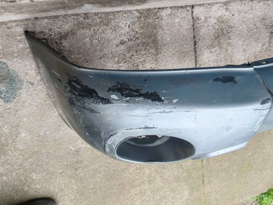 Parachoque delantero Subaru Forester 2003 - 2005 - Imagen 4
