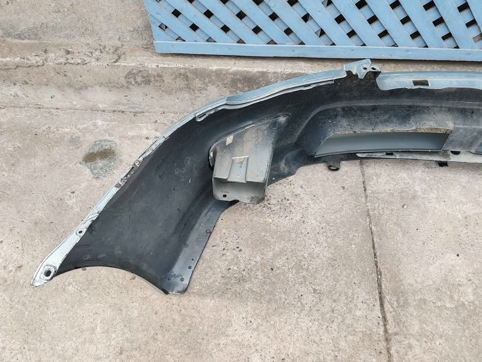Parachoque delantero Subaru Legacy 2005 - 2007 - Imagen 7