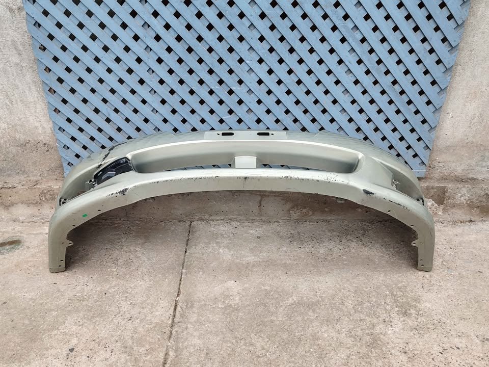 Parachoque delantero Subaru Legacy 2008 - 2009 - Imagen 2