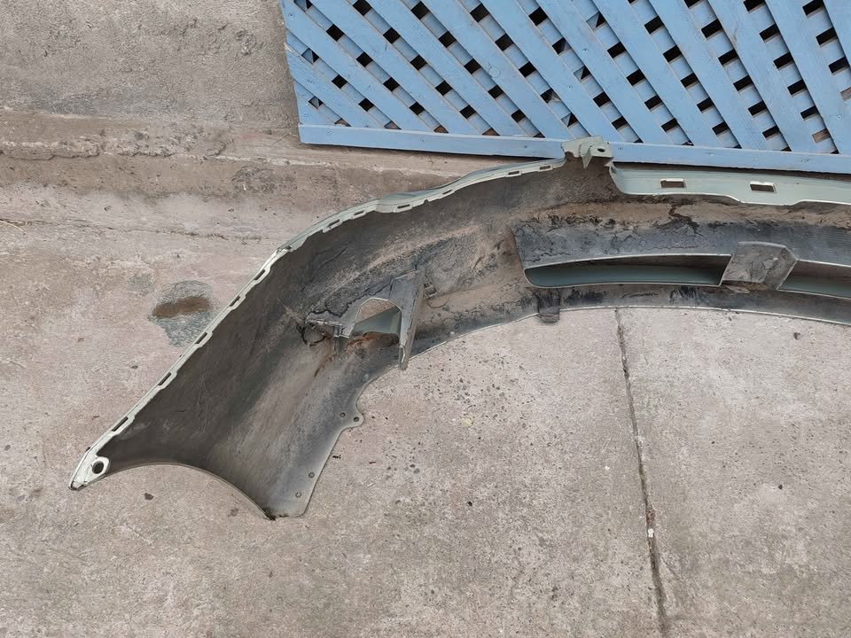 Parachoque delantero Subaru Legacy 2008 - 2009 - Imagen 8