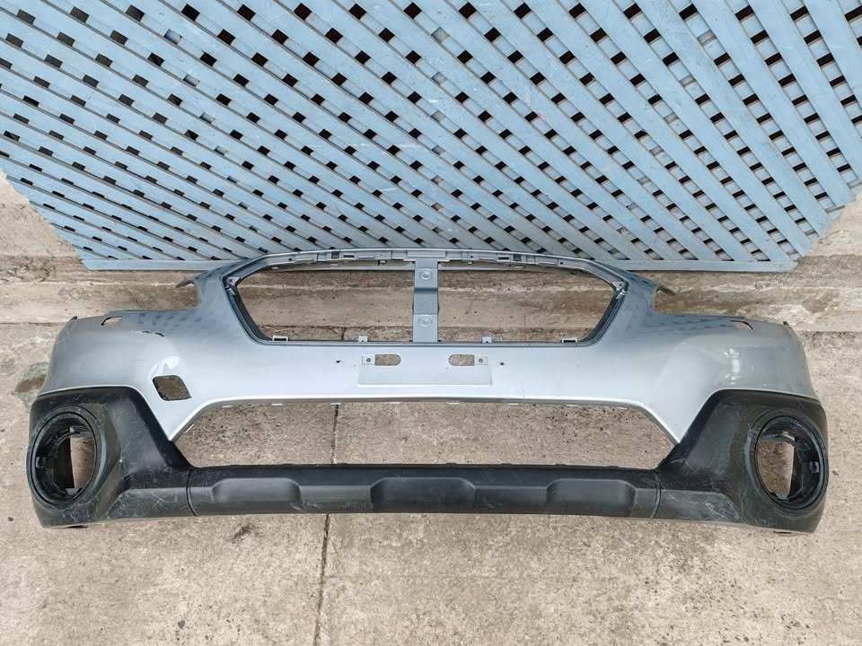 Parachoque delantero Subaru Outback 2017 - 2018