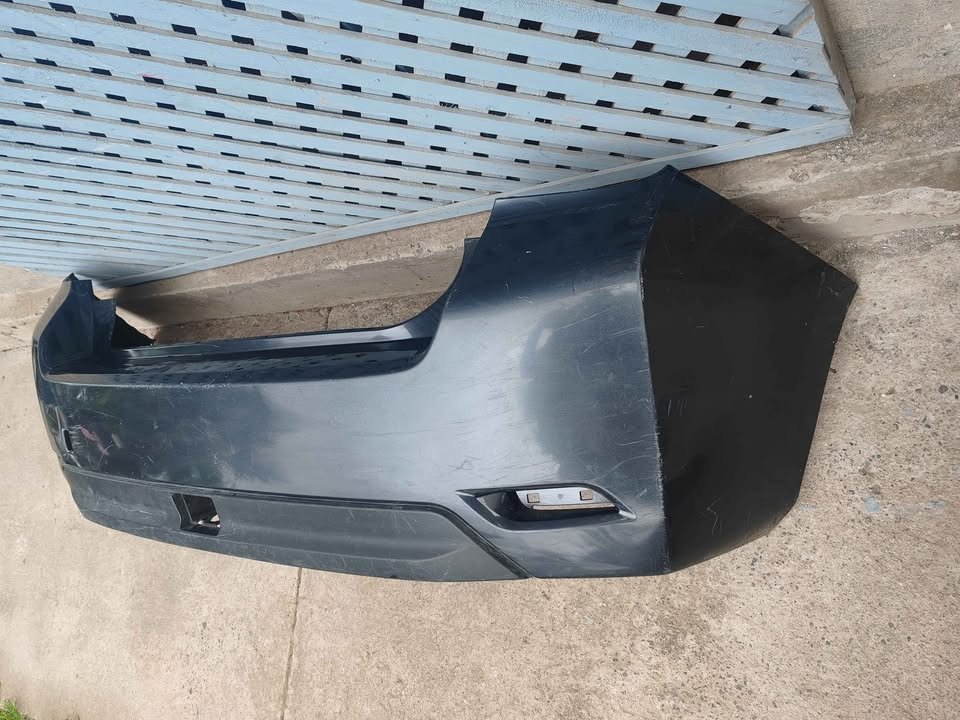 Parachoque trasero Subaru Impreza Sport 2013 - 2016 - Imagen 3