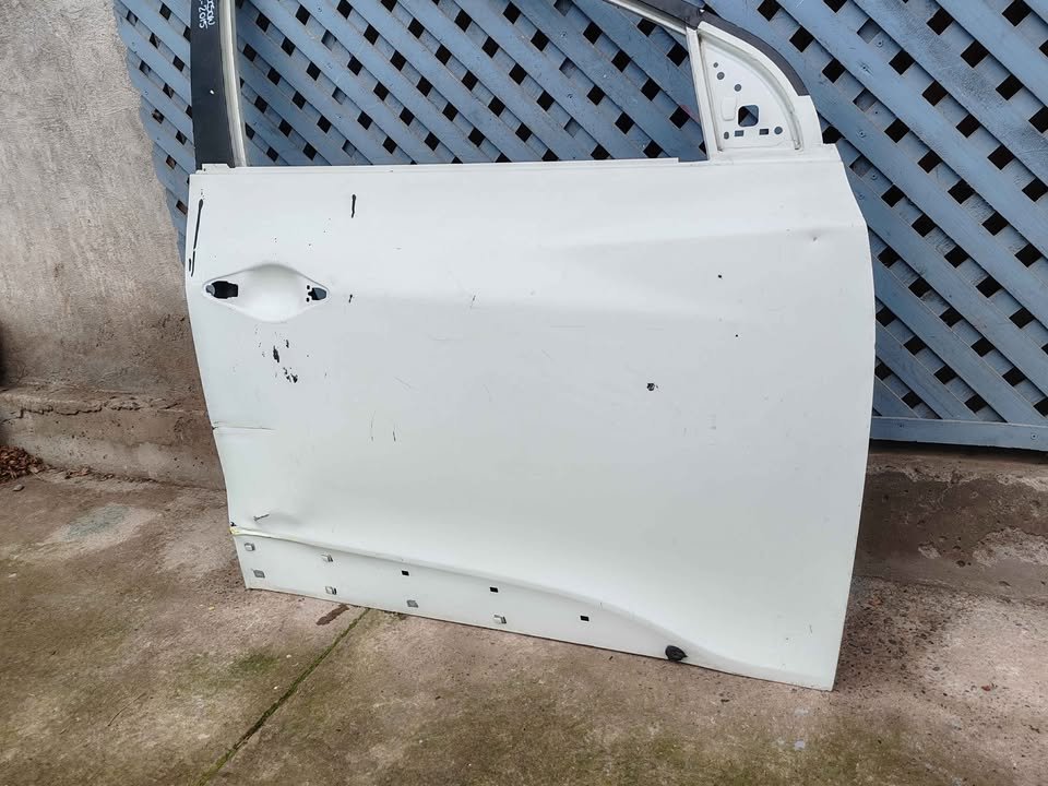 Puerta delantera derecha Hyundai Tucson 2011 - 2015 - Imagen 3