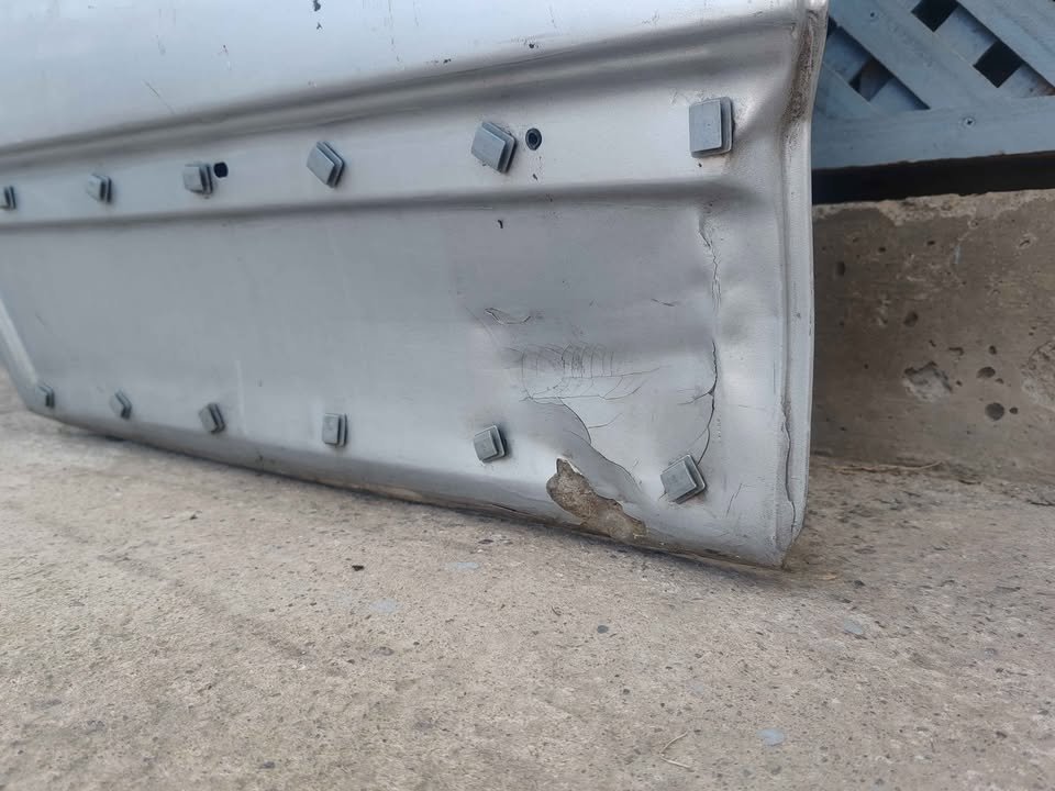 Puerta trasera derecha Ford Explorer 2012 - 2019 - Imagen 6