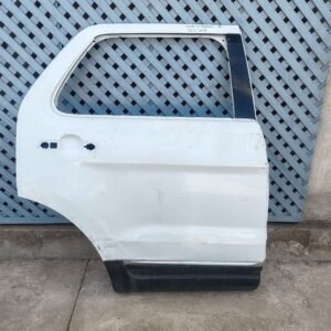 Puerta trasera derecha Ford Explorer 2012 - 2019 (III)