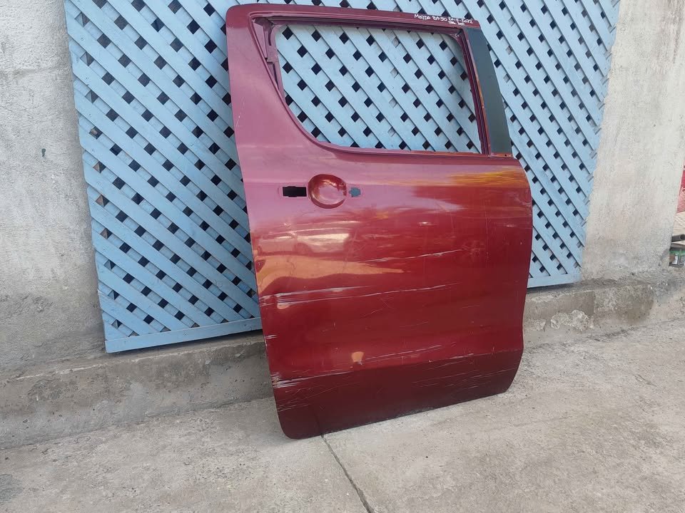 Puerta trasera derecha Mazda BT50 2016 - 2020 - Imagen 5