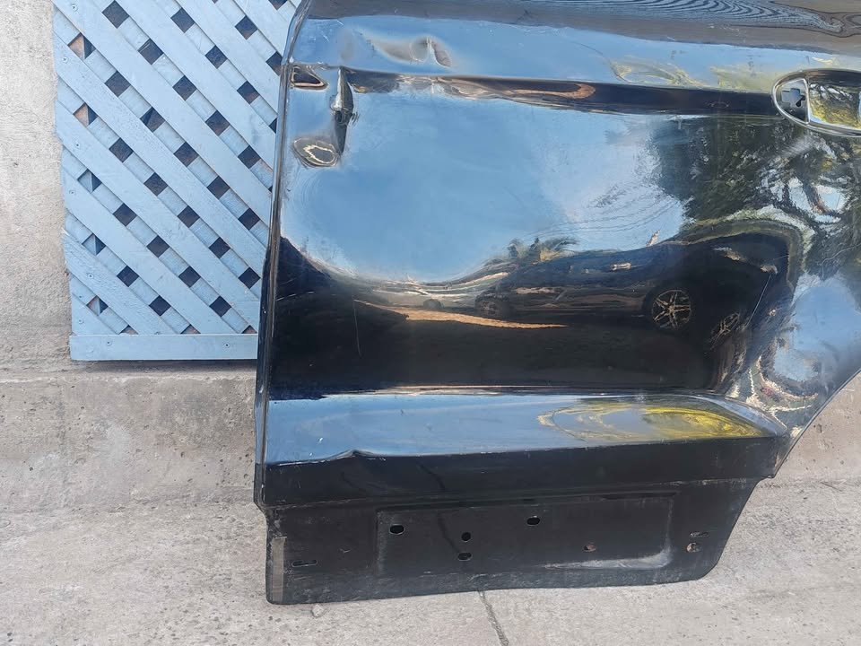 Puerta trasera izquierda Ford Ecosport 2013 - 2022 - Imagen 5