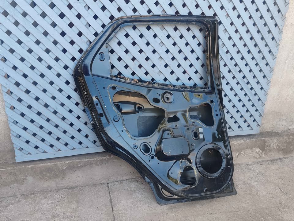 Puerta trasera izquierda Ford Ecosport 2013 - 2022 - Imagen 7